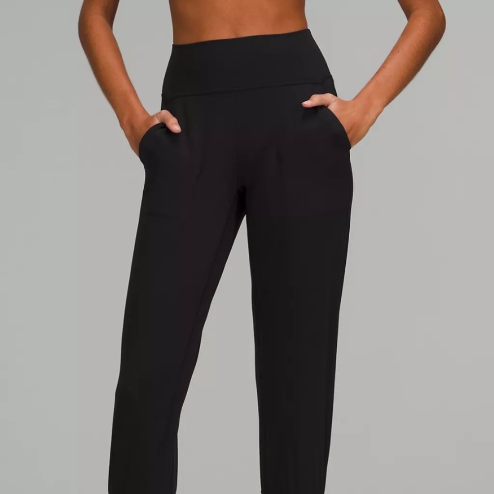 Lululemon Align™ High-Rise Cropped Jogger Lace Ankle